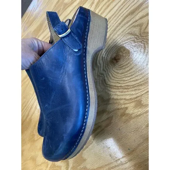 Dansko Clogs Women's 11 Black Leather Buckle Strap Round Toe Comfort Shoes S29 - Picture 3 of 8